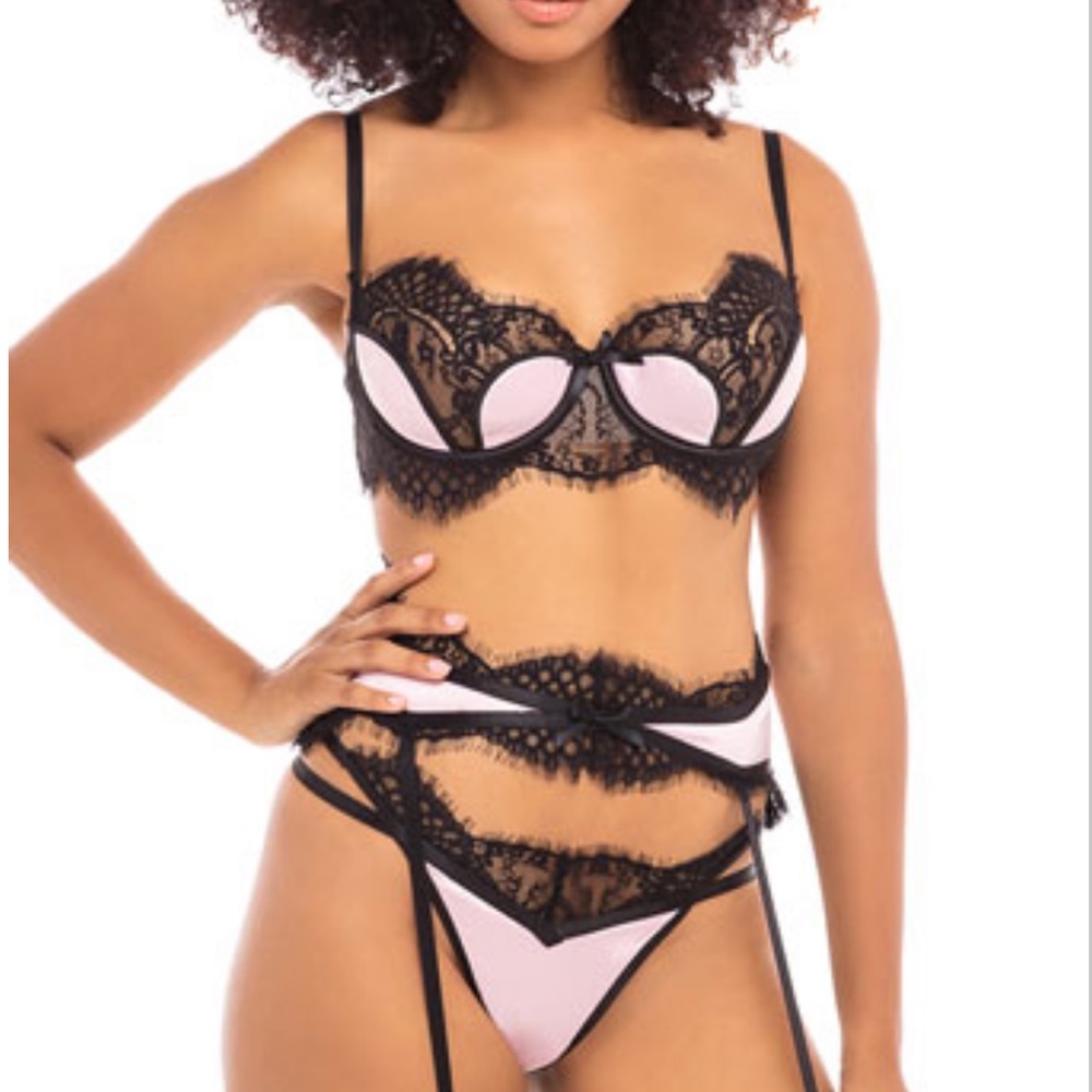 Oh La La Cheri TURN ON TWO TONE BRA SET